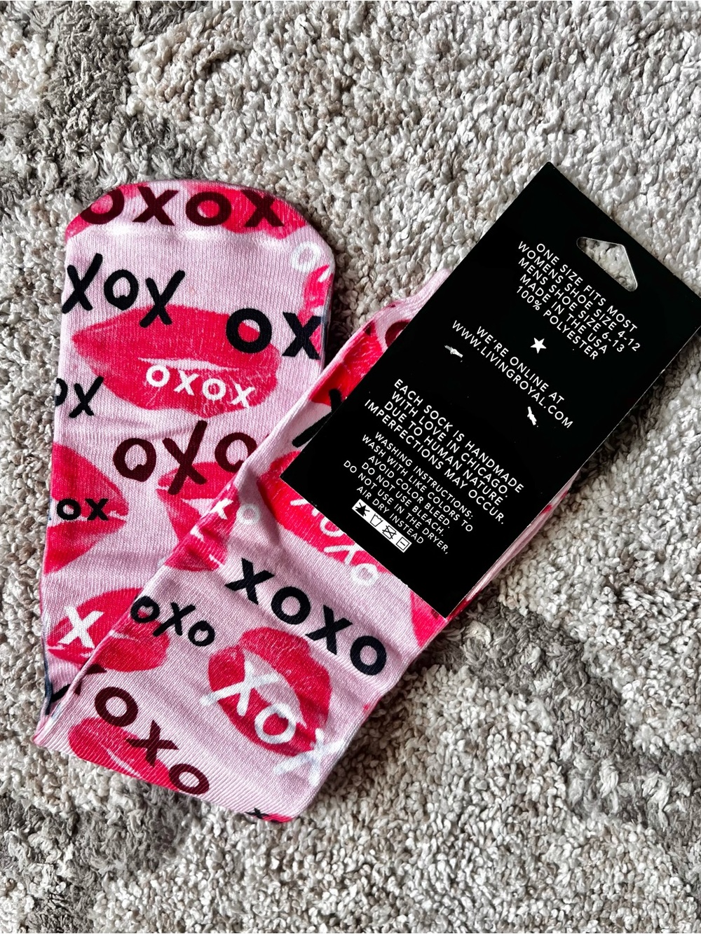 Rare Living Royal XOXO Knee High Kiss Lips Socks Valentine - Picture 4 of 9